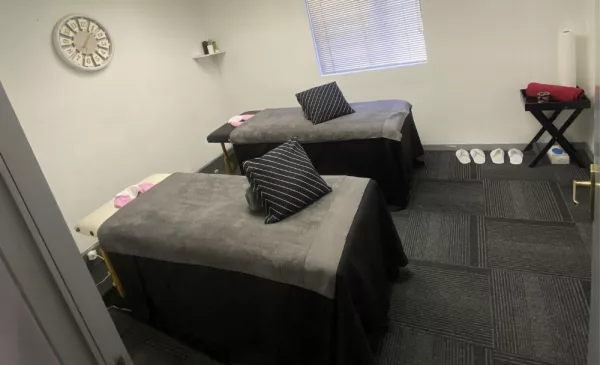 A Soothing Spa Combo Offer for 2 in Randburg - Image 4