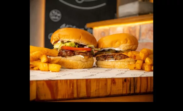 Enjoy a Scrumptious Cheeseburger and Fries in Kenilworth