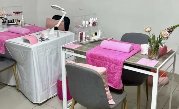 A Soothing Foot Pampering for One - Image 2