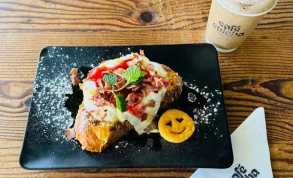Enjoy a Delicious Breakfast and Beverage in Sea Point - Image 4