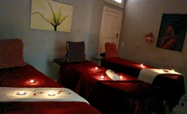 A Luxurious 2 Hour Pamper Package for 2 - Image 2