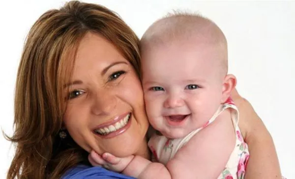 Make Memories with Your Loved Ones with a Photoshoot for up to 10 People - Image 3