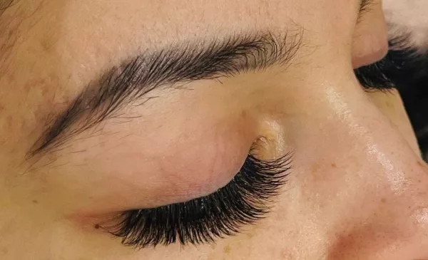 Glam Up Your Look with Hybrid Lashes and Gel Toes