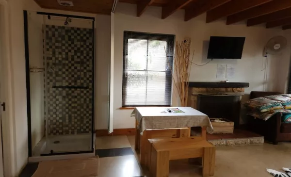 A 1-Night Stay in the Serene Tulbagh Valley for up to 5 People - Image 5