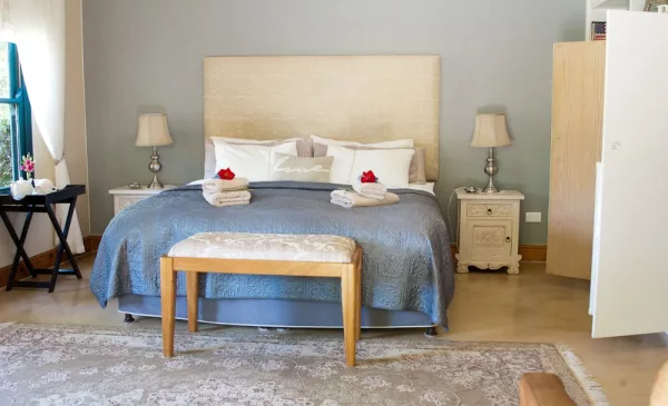 Get Away to the Historic Tulbagh Valley with a 1-Night Stay at a Country Villa - Image 4