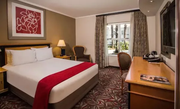 Relax, Recharge and Rejuvenate at Garden Court Morningside - Image 2