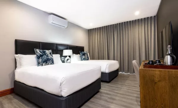 A 1-Night Family Stay in the Heart of the Scenic Panorama Route - Image 2