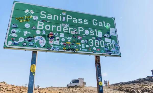 A Guided 4x4 Sani Pass Tour to Tick Off on Your Bucket List - Image 2