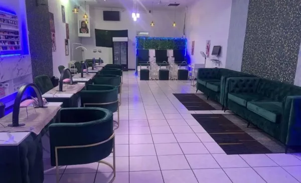 Give Your Body the TLC it Needs with a Full-Body Hot Stone Massage - Image 2